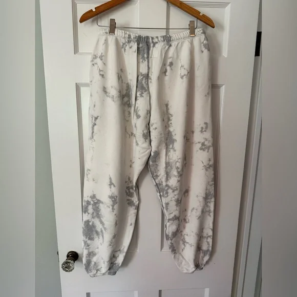 Freecity white and grey sweatpants Sz XL - Picture 2 of 3